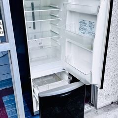 ひょっとしたら掘り出し物かも？　(ちゃんとしたメーカー、安心と信頼のナショナル製の冷蔵庫)中古 絶賛断捨離中の画像