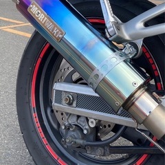ナイトロレーシング？バイク用サイレンサーの画像
