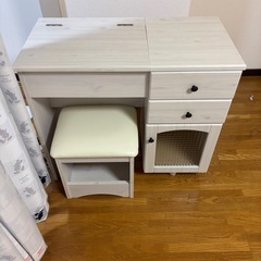 ニトリデスクドレッサー