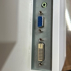 IODATA 21.5型ワイド液晶ディスプレイ 売りますの画像
