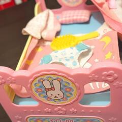 髪色が変わる!! メルちゃん お得セット ベッド 抱っこ紐 お弁当 プリン お洋服 リュック等の画像