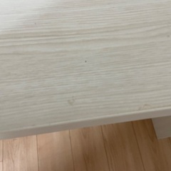 コの字テーブルの画像