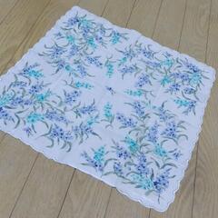 【ブランド】大人っぽ位花柄ハンカチ