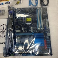 【新品未使用】GIGABYTE GA-H77-D3H-MVP マザーボードの画像