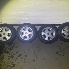 DUNLOP製145/80R13 タイヤ・ホイール4本セット  