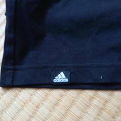 adidas Tシャツの画像