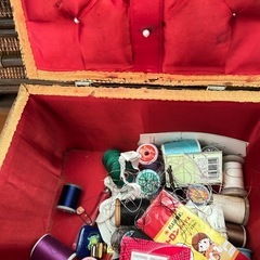 レトロ裁縫箱🧵の画像