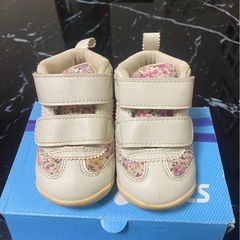 ベビースニーカーアシックス