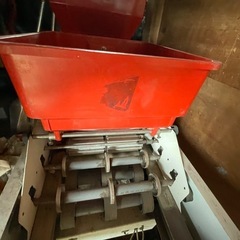 現物写真後日【みのる　土付成苗　II型全自動　播種機　LSE-5 まくManくん　本体の画像