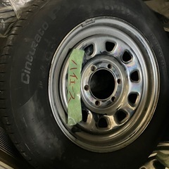 ハイエース　デイトナホイル215/65R16