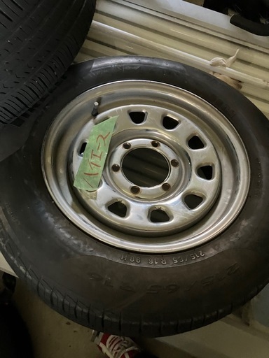ハイエース　デイトナホイル215/65R16