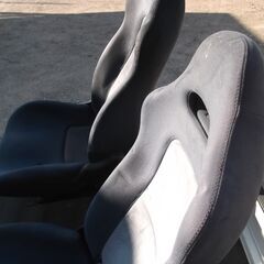 GTR用シート左右の画像