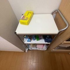引っ越しの為移動テーブル