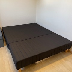 ダブルベッド