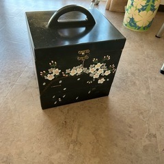 鏡面付小物入れ他 