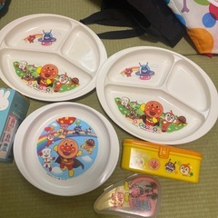 子供食器セット　ミッフィーのマグなどの画像