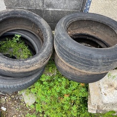 古いタイヤ　無料　の画像