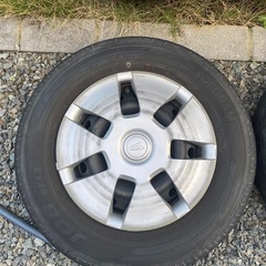 ダイハツハイゼットホイールキャップとタイヤ