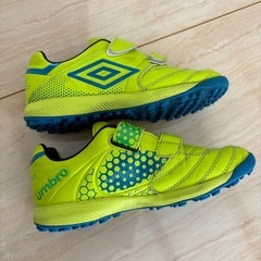 UMBRO フットサルシューズ　18センチの画像