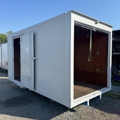 仕上げ済み！バイクガレージ！軽いシャッター！らくらくスライド式横扉付き 倉庫物置用  3トンロングワイドコンテナの画像