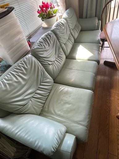 座り心地いい　本革　ソファー　4人用