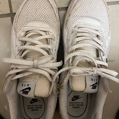 NIKE エアマックス　23センチ