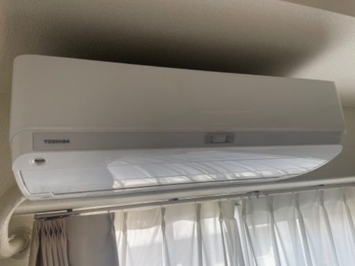 東芝　ルームエアコン　RAS-J221-R(W)