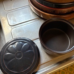 とっくりと食器の画像