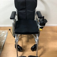 カワムラサイクル（川村）製　電動車椅子 バッテリー2個付・充電器...