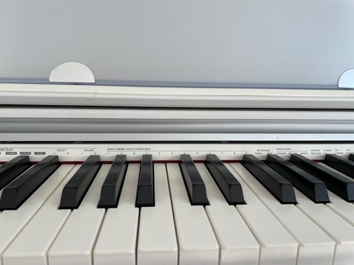値下げ!!  CASIO 電子ピアノ 型番PX-770WeE