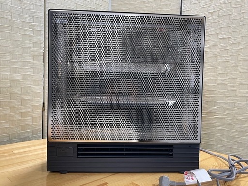 ダイキン 2024年製 遠赤外線暖房機 ハイブリッドセラムヒート 取扱説明