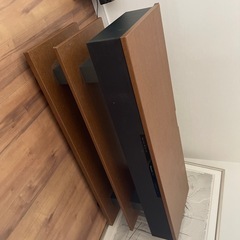スピーカー付けるTV台