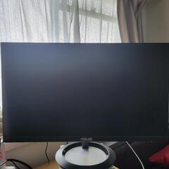 相談中。自作ゲーミングPC キーボード ASUSモニターセットの画像