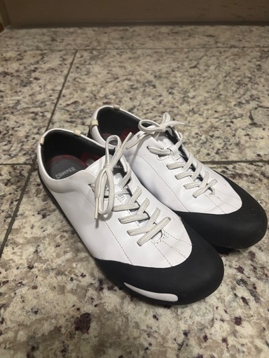 Camper 245 スニーカー