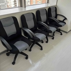 ０円【無料】オフィス椅子（デスクチェア）4セット