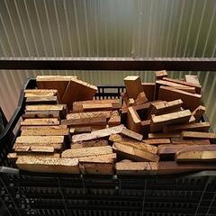 期間　お盆の間　薪　大量