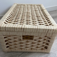 蓋付きカゴの画像