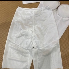 美品！ブライダルインナー　3点セットの画像