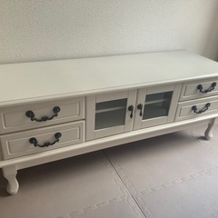 白い猫足台