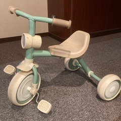 三輪車　こども　バイク　自転車　キッズ　玩具　乗り物
