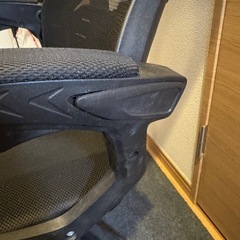 【無料】ゲーミングチェア&フロアマットの画像