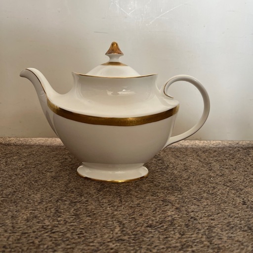 商品No.2
 :希少！！    Gold  Teapot Largeティーポット 金縁 ホワイト 上品