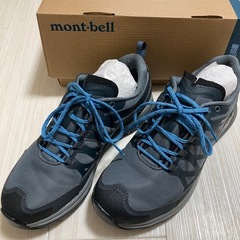 モンベル　登山　スニーカー