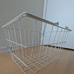 ランドリーバスケット　洗濯かご（四角ホワイト）①