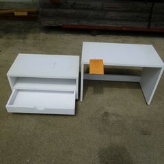お引取り限定/三重県/値引不可　中古　収納式白いサイドテーブル大小2個セット　【J-308】の画像