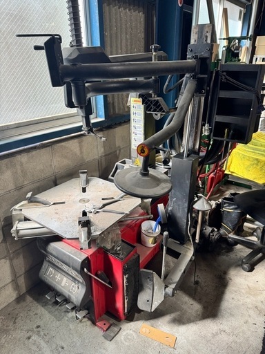 100V タイヤチェンジャー