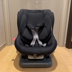 【チャイルドシート】ひとり座り〜18kg