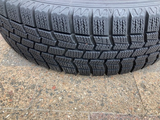 スタッドレスタイヤ　155/65R14 75Q