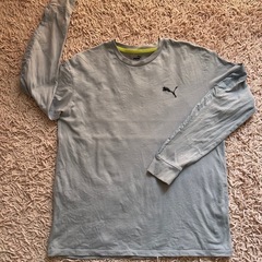 Tシャツ 長袖　プーマ　PUMA Lサイズ　 袖の異素材使いがお洒落の画像