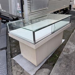 ガラスケース　陳列ケース　